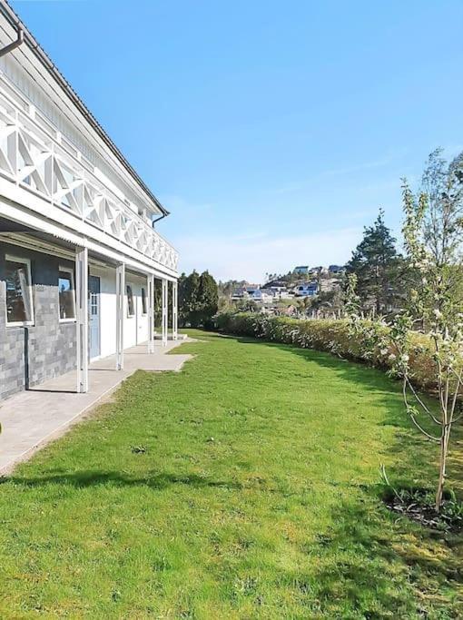 Romslig Og Fin Leilighet 17 Min Til Kristiansand Centrum Nodeland Exteriér fotografie